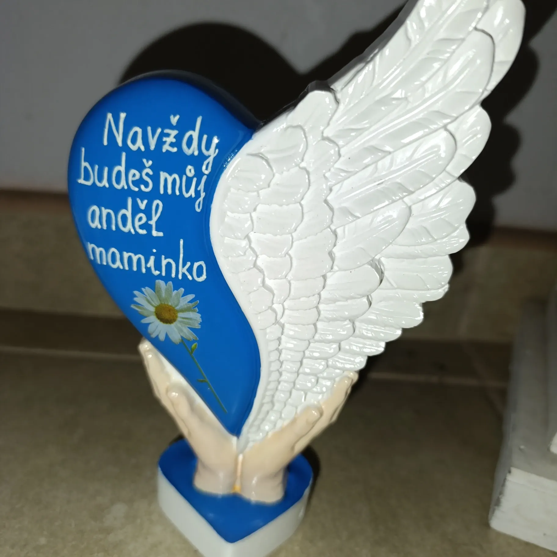 Srdce s andělským křídlem