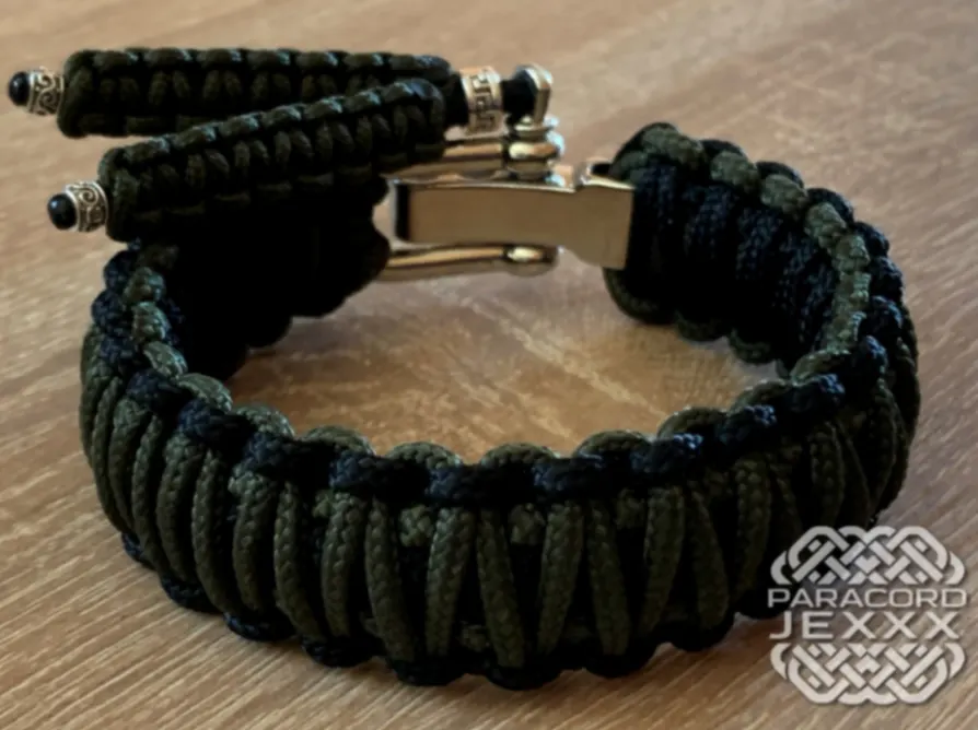 Paracord náramek (20,5 cm) black - oliv 1